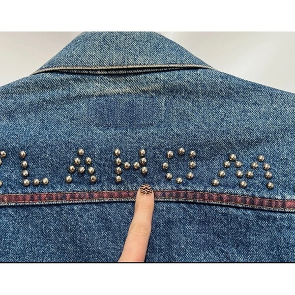 Vintage Levi's Womens Sz M Denim Trucker Jacket Oklahoma Studded Embellished - Picture 10 of 10